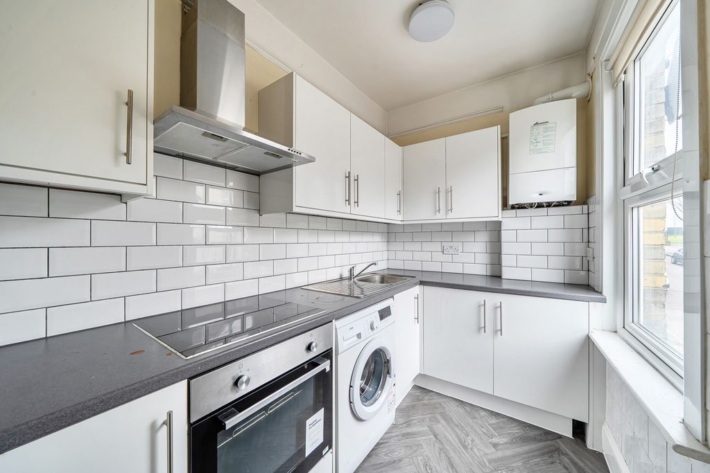 Property photo 2 of 12 1436756-14-69Ccfa...