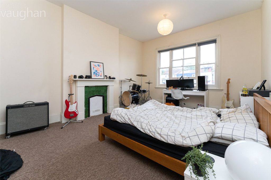 Property photo 2 of 15 Picture No. 08