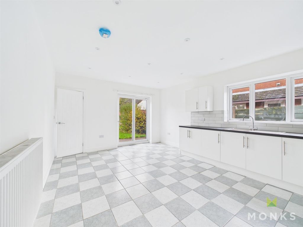 Property photo 2 of 10 Cam01520G0-Pr0296-Still008.Jpg