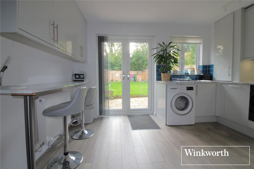 Property photo 2 of 12 Picture 2