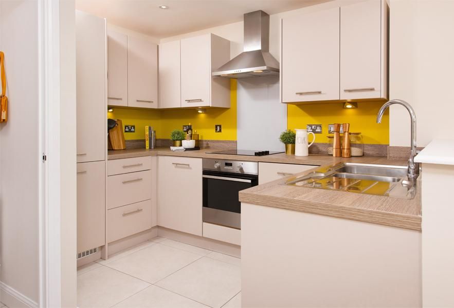Property photo 2 of 9 Kitchen