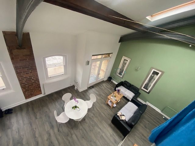 Property photo 2 of 19