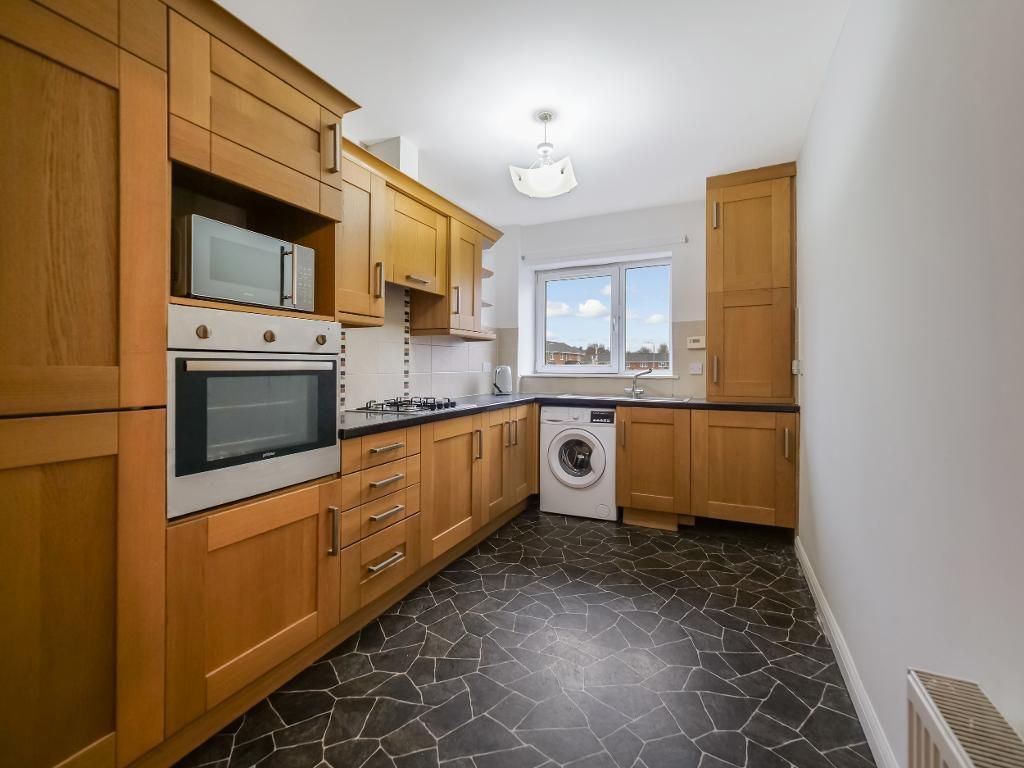 Property photo 3 of 20 Kitchen