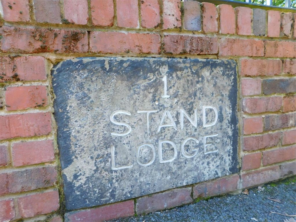 Property photo 3 of 10