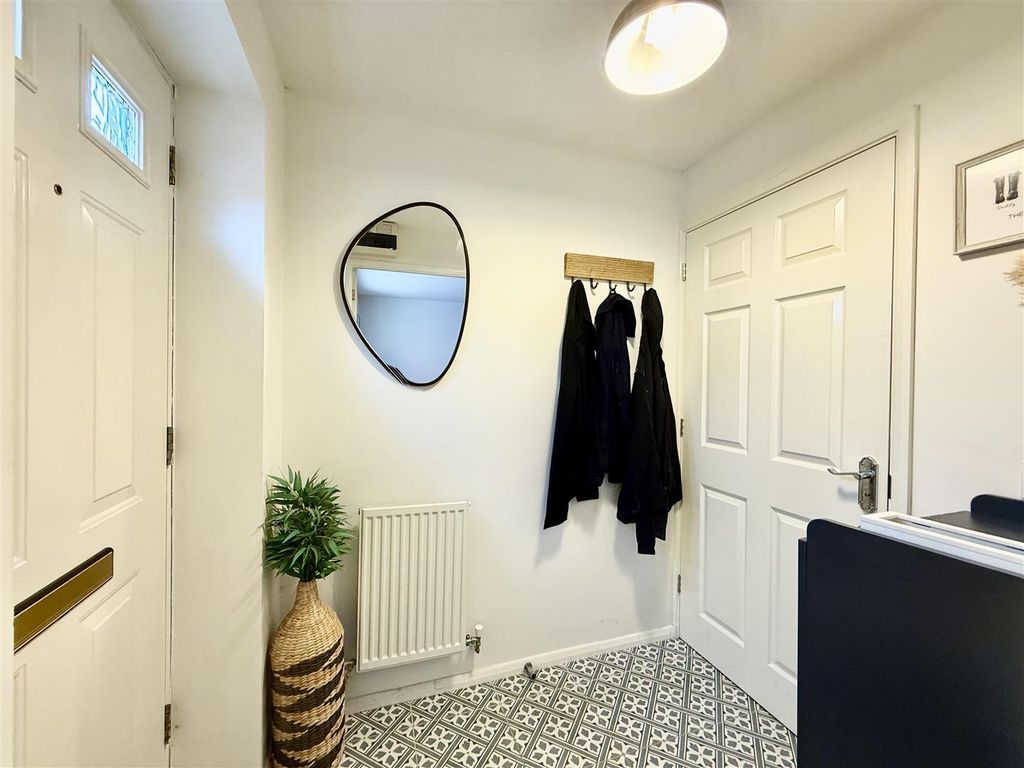 Property photo 3 of 27 3