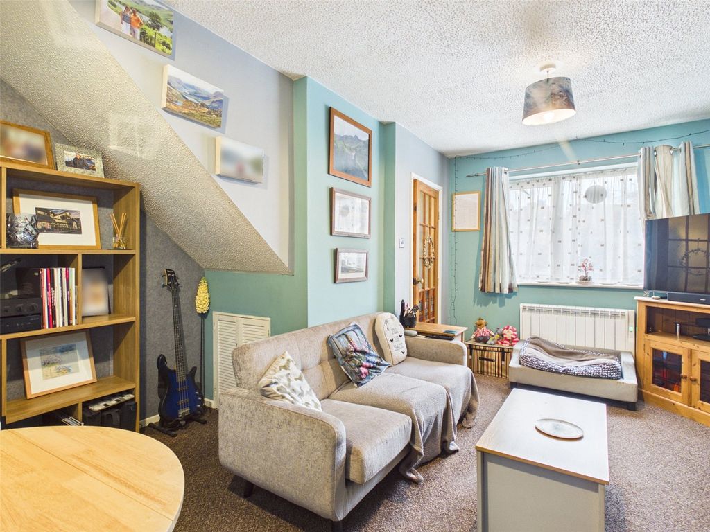 Property photo 2 of 12 Picture No. 14
