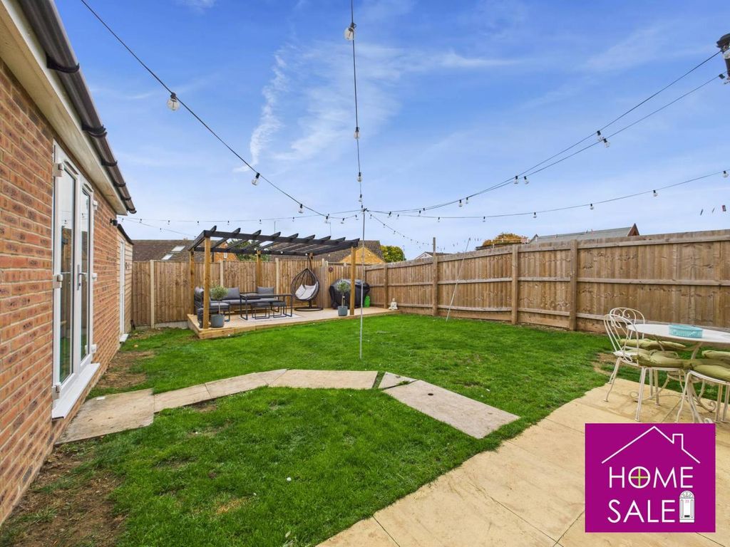 Property photo 2 of 21