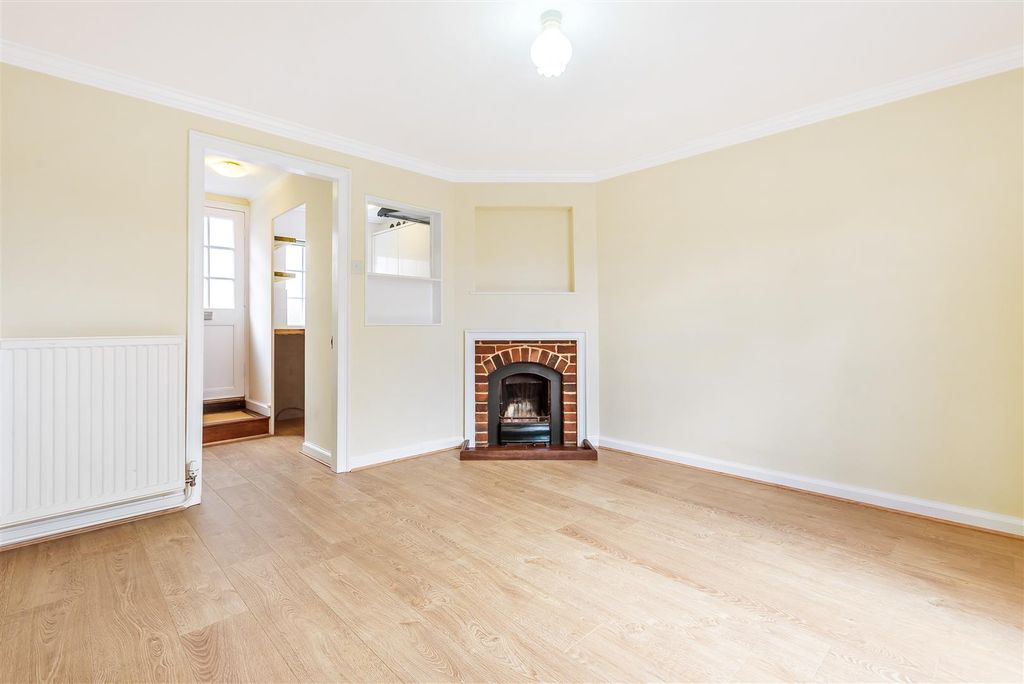 Property photo 3 of 14 729042 (8).Jpg