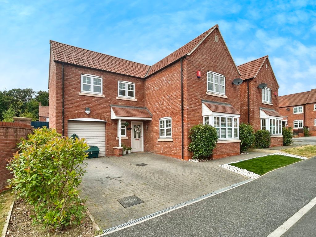Property photo 1 of 17 22E426ce-Image_Picker_7B0115D5-A426-4445-Be9D-2D64