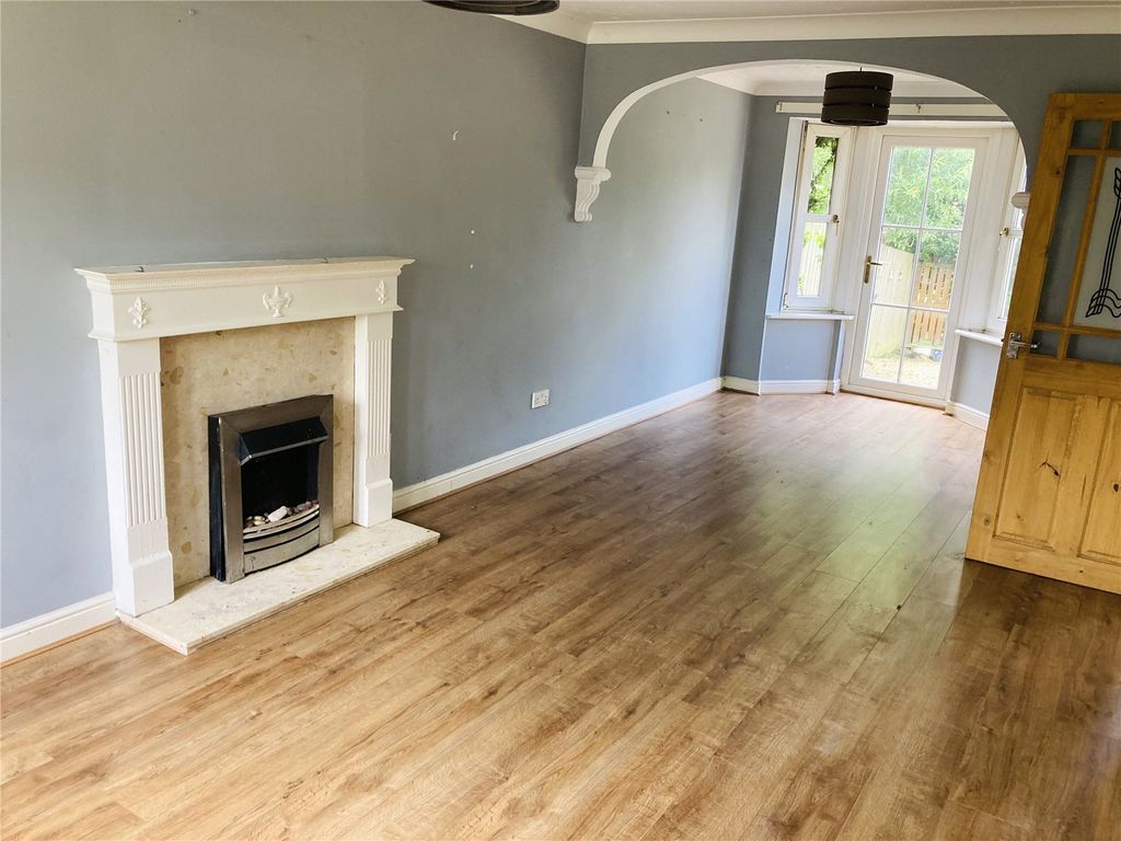 Property photo 2 of 16 Picture No. 03