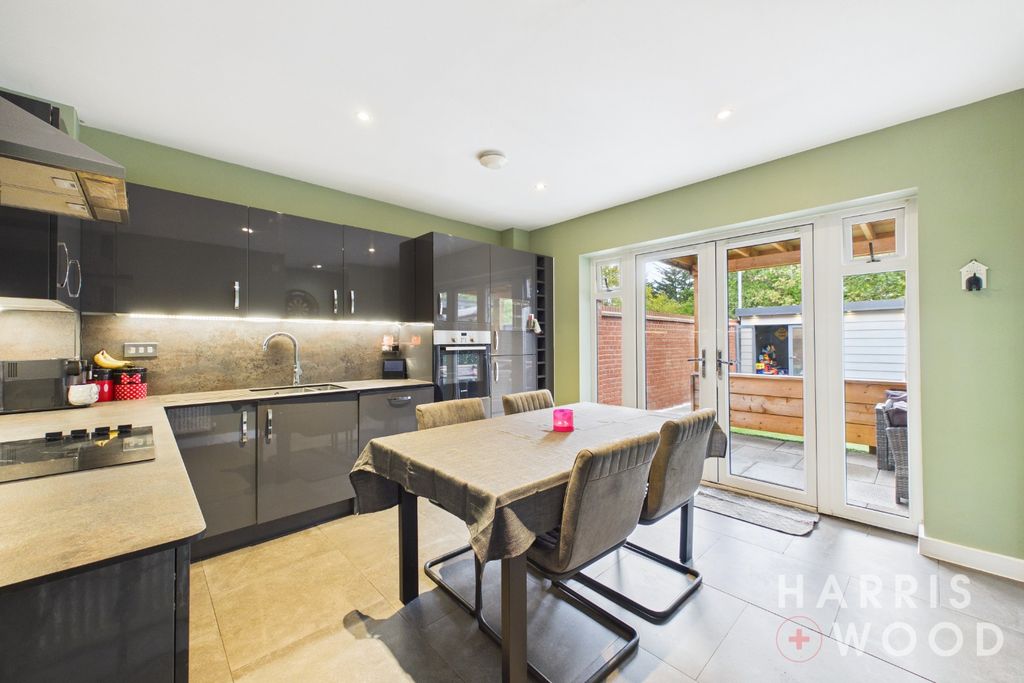 Property photo 3 of 32 5029343