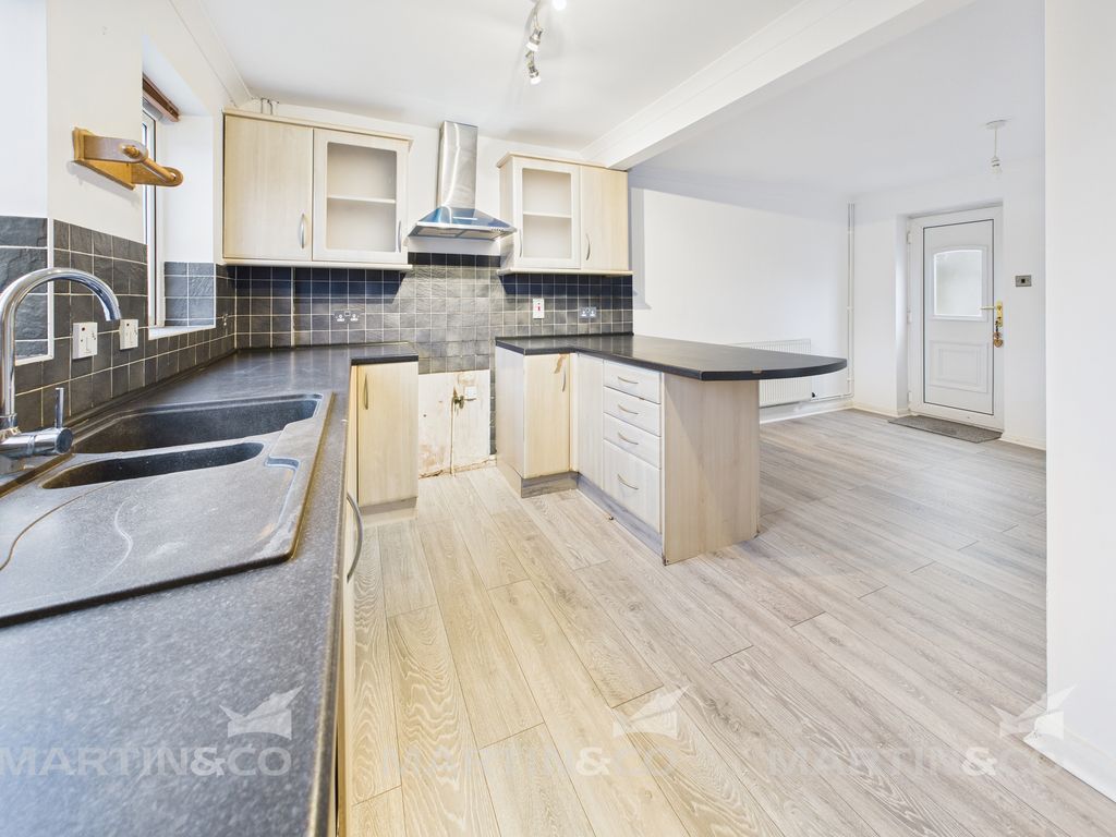 Property photo 2 of 12 Cam02406G0-Pr0545-Still001