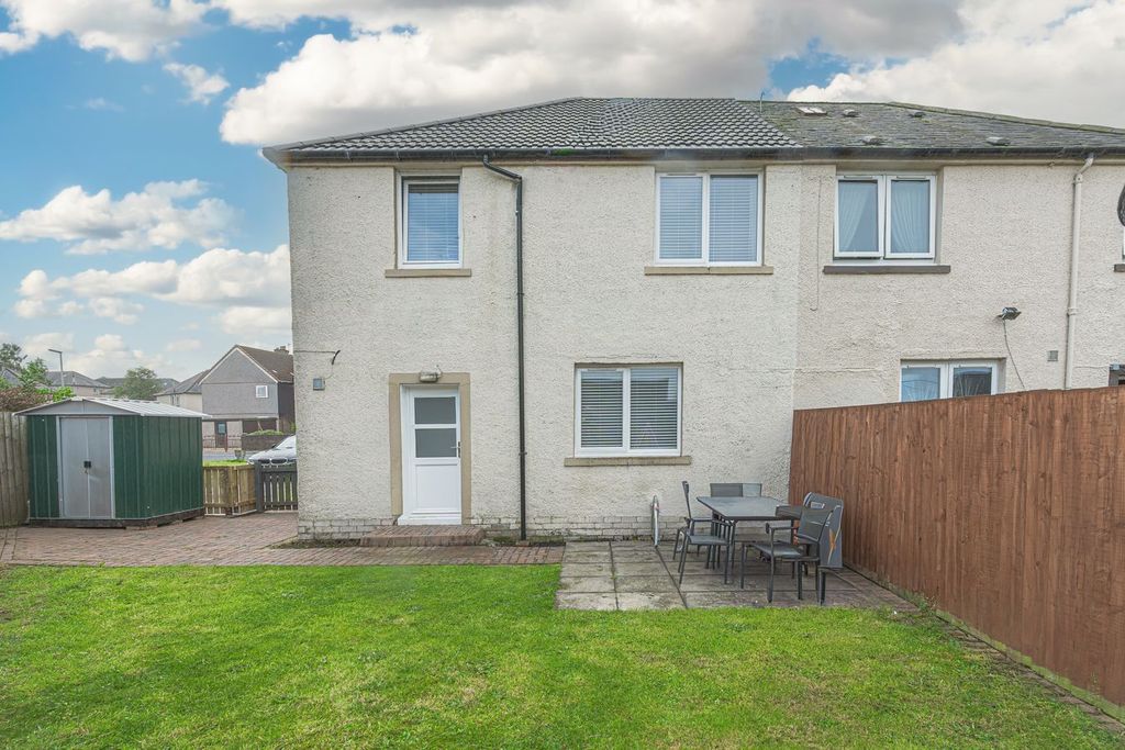Property photo 2 of 22