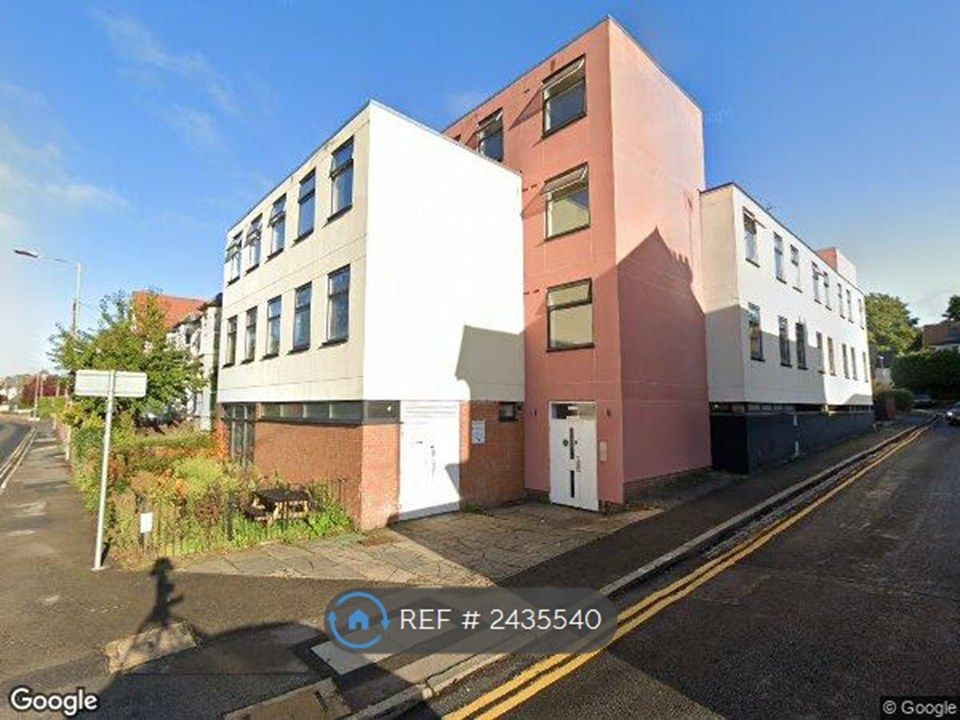 Property photo 2 of 9