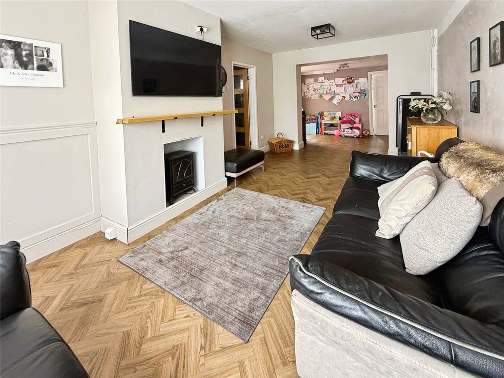 Property photo 3 of 17 Picture No. 17