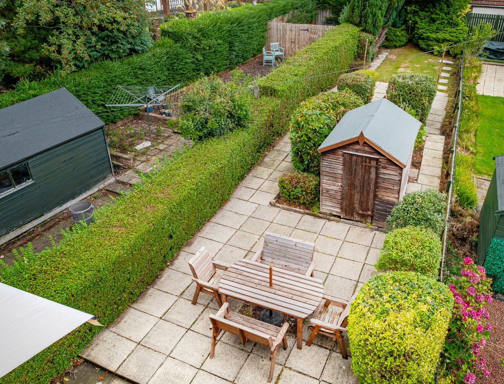 Property photo 2 of 46