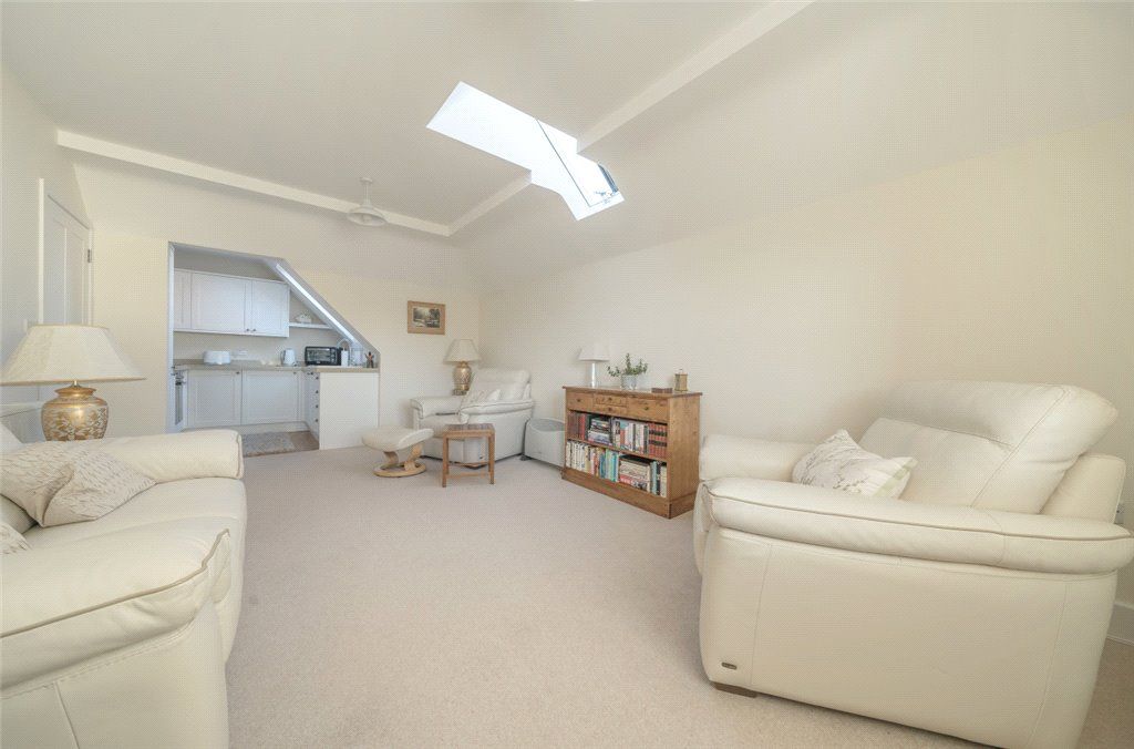 Property photo 3 of 10 Picture No. 11