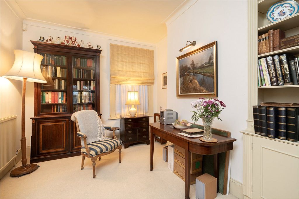 Property photo 3 of 14 Picture No. 10