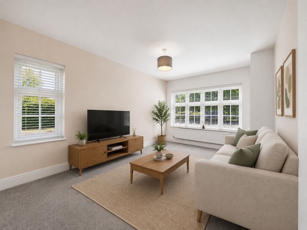 Property photo 3 of 14 5239636