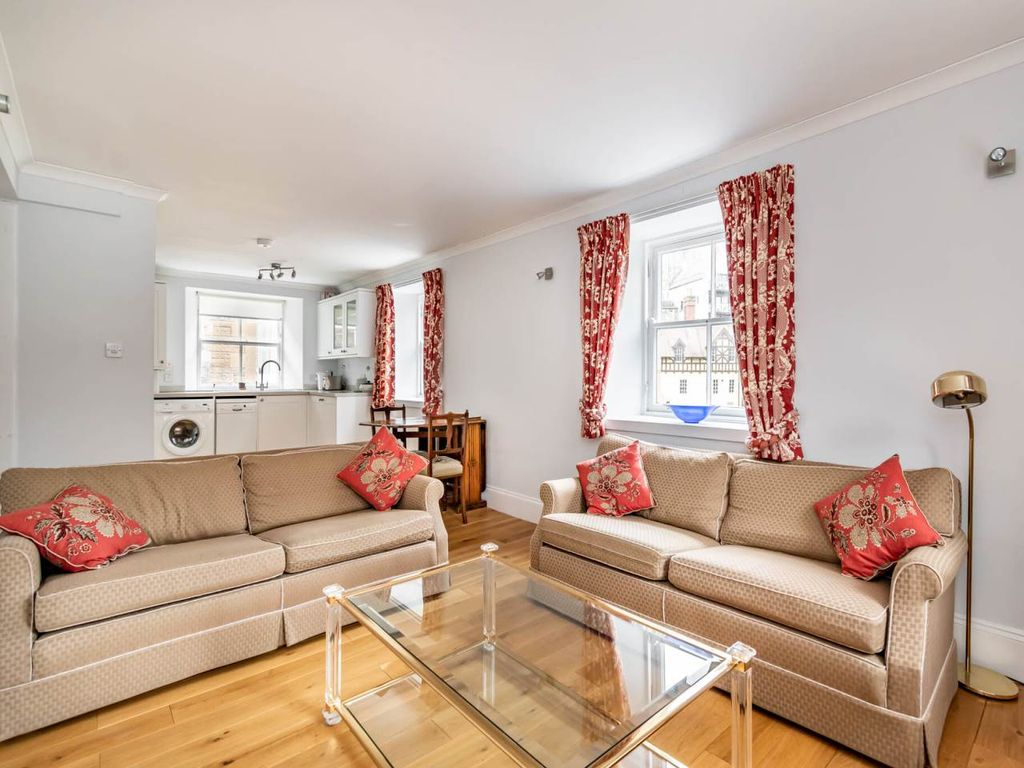 Property photo 3 of 10 58715_3-8-Deanpath-004