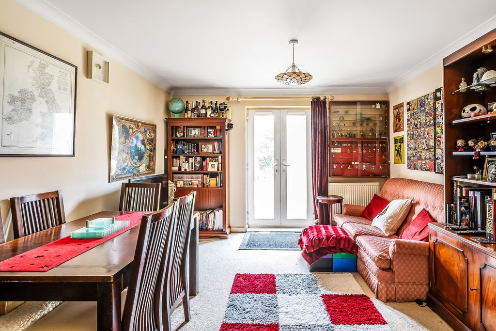 Property photo 3 of 16 3