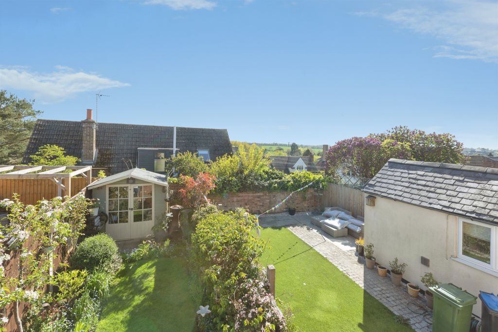 Property photo 3 of 47