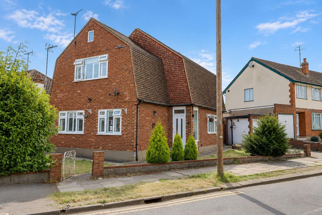 Property photo 1 of 23