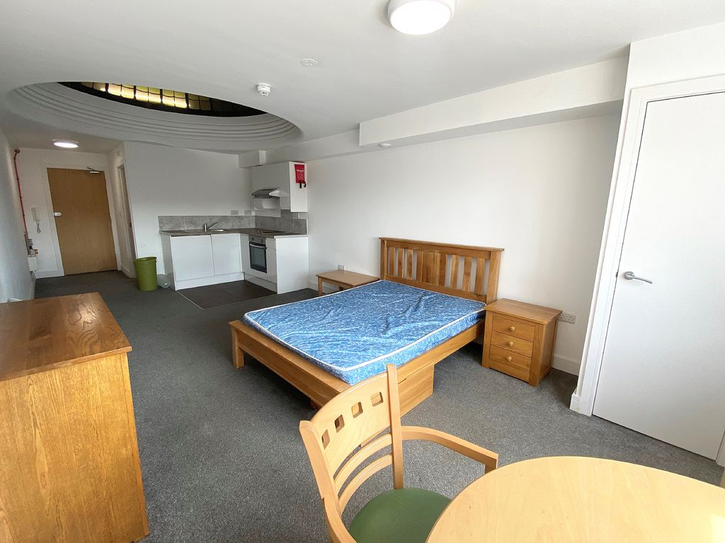 Property photo 3 of 5