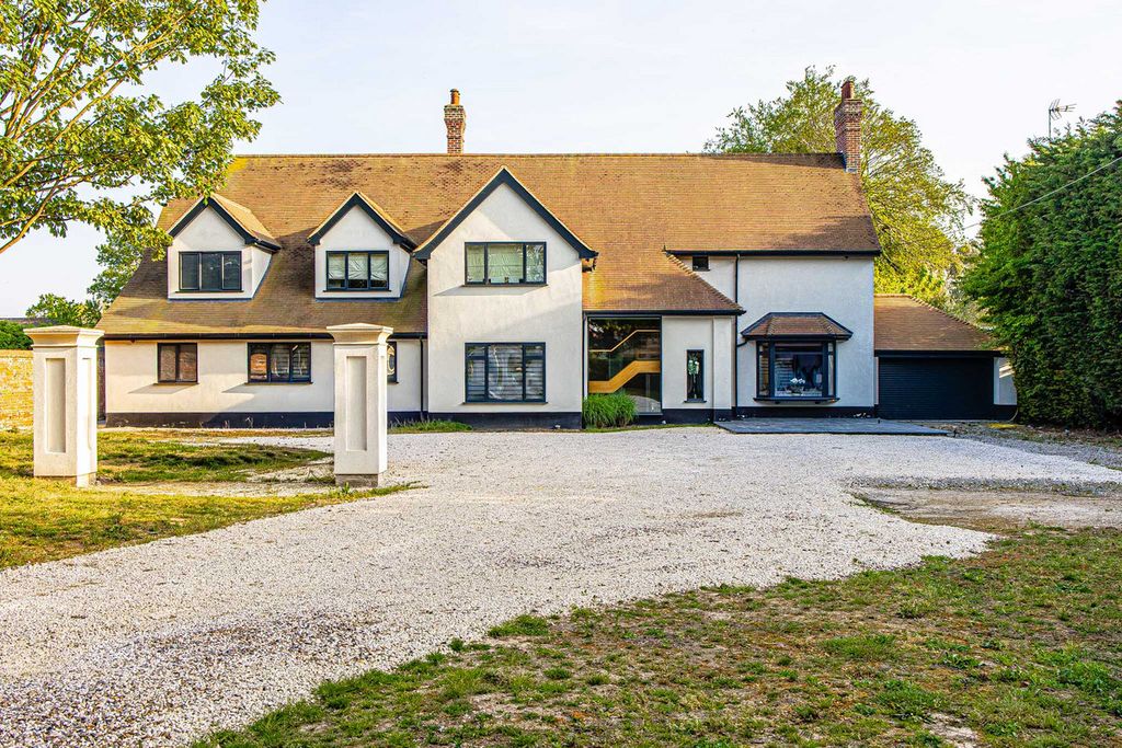Property photo 3 of 50