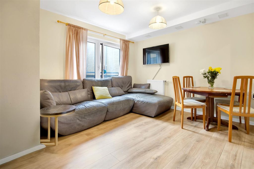 Property photo 1 of 14 3.Jpg