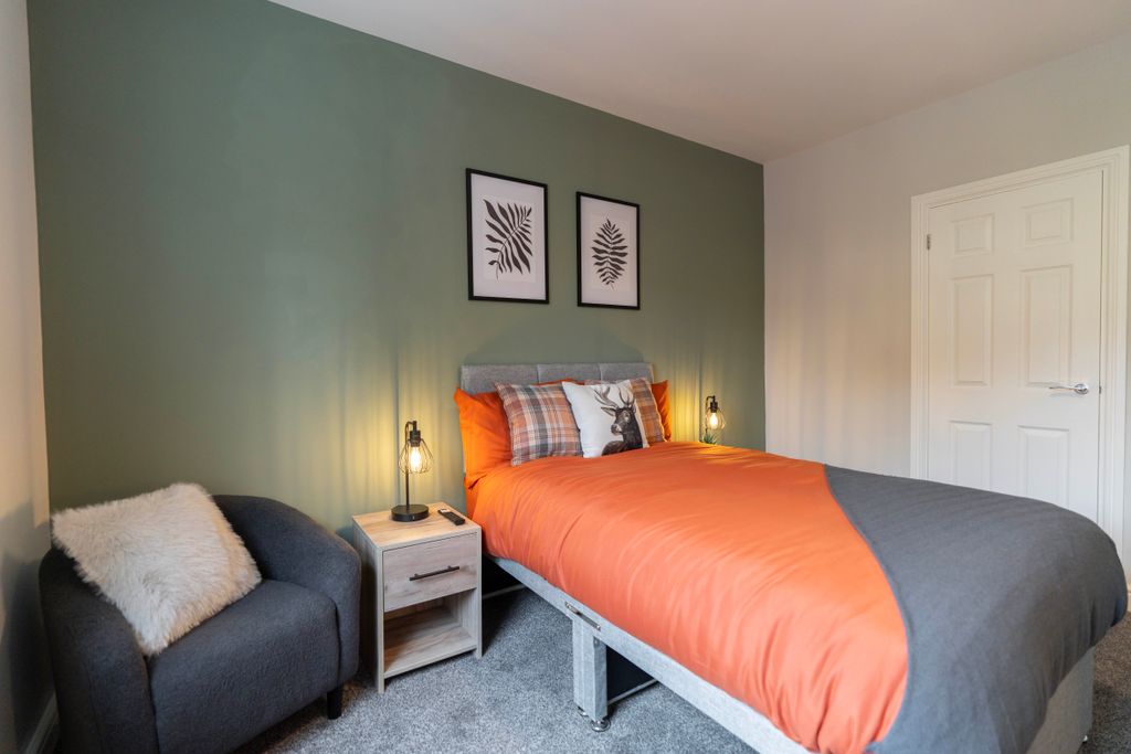 Property photo 3 of 29 Dsc09608