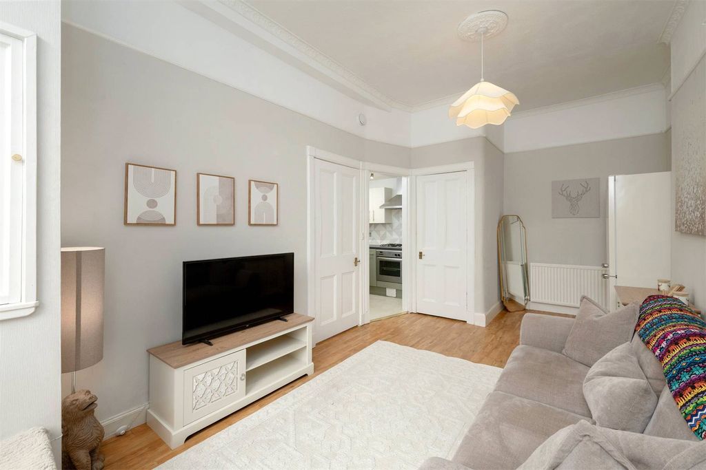 Property photo 3 of 18 Picture No. 03