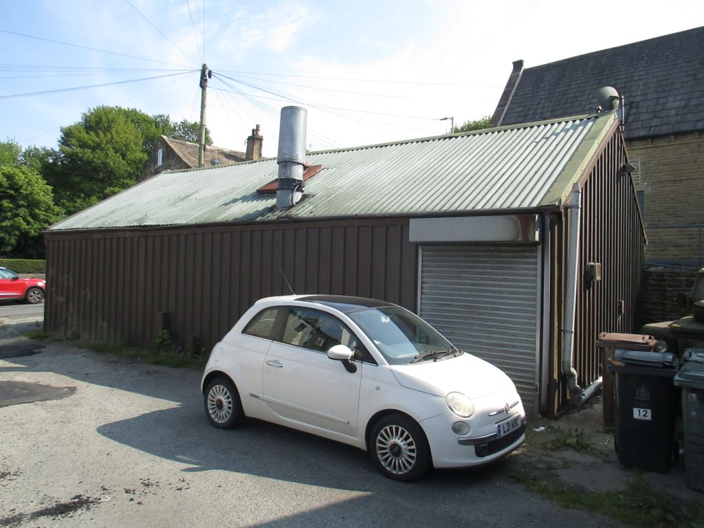 Property photo 2 of 4