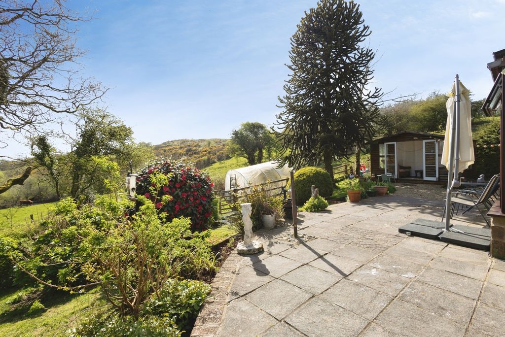 Property photo 2 of 24 Pbox-Img.Jpg