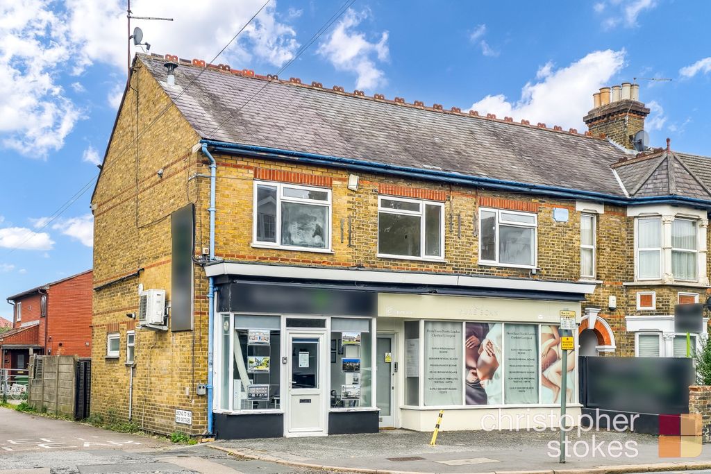 Property photo 1 of 18 3973661