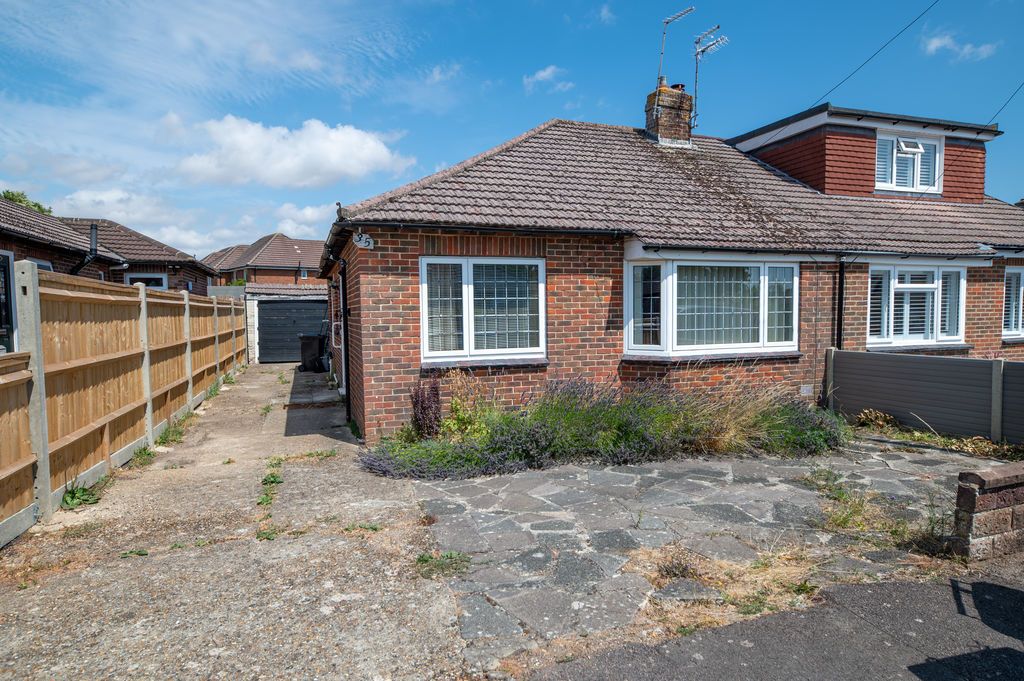 Property photo 1 of 13 Photo 15