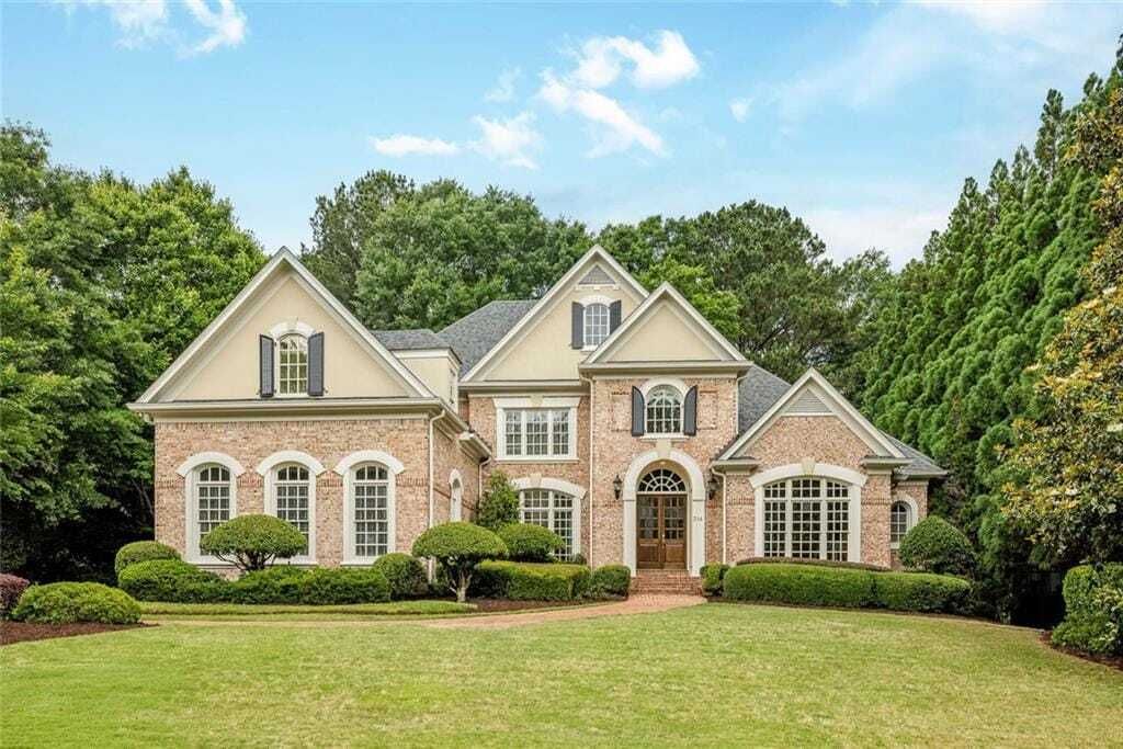Property photo 1 of 31