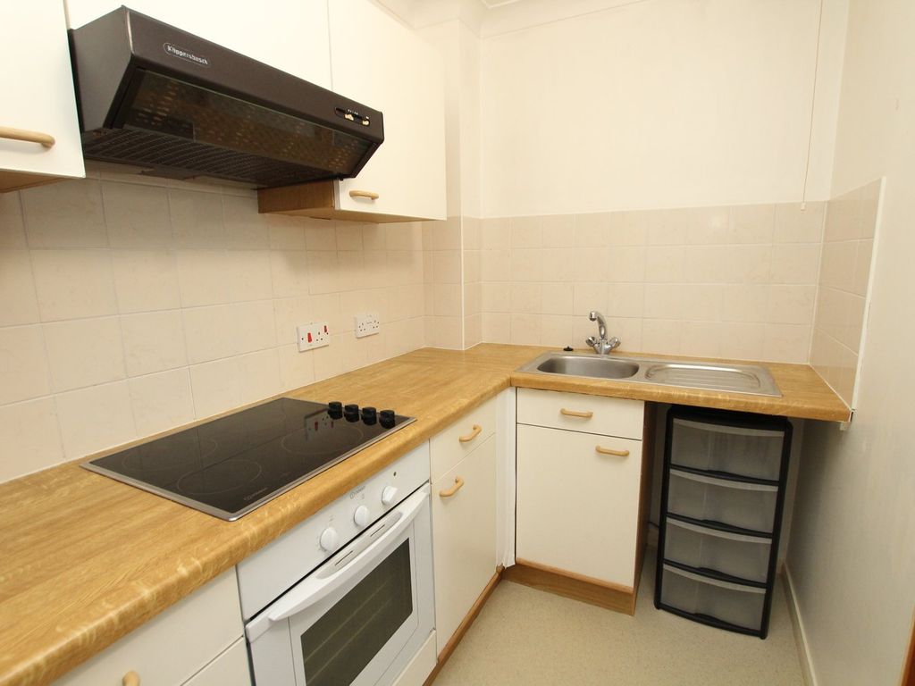 Property photo 3 of 8