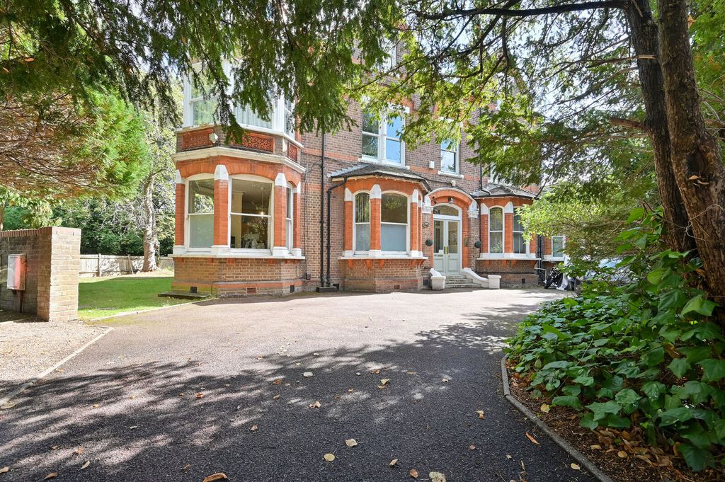 Property photo 2 of 6
