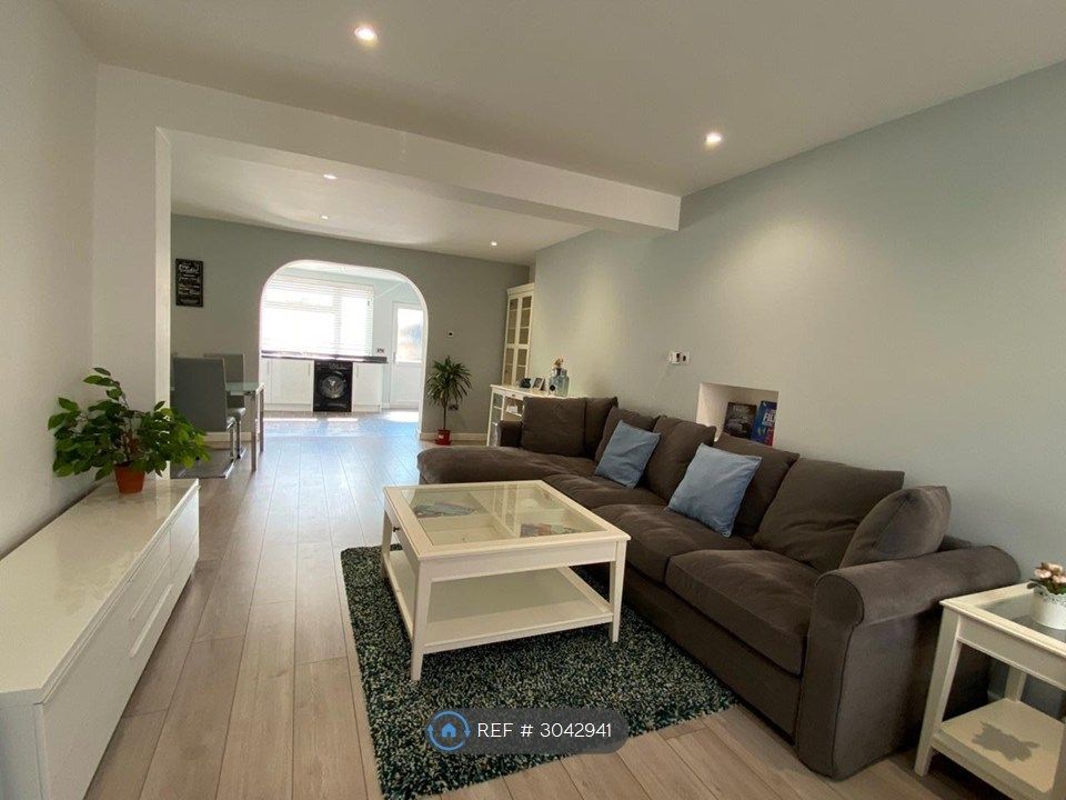 Property photo 1 of 13 Open Plan Living