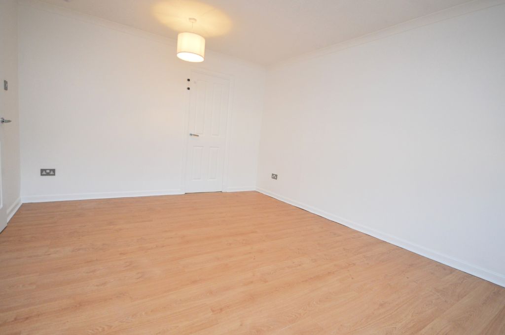Property photo 1 of 2