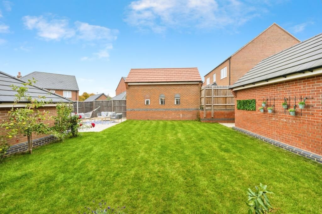 Property photo 3 of 17
