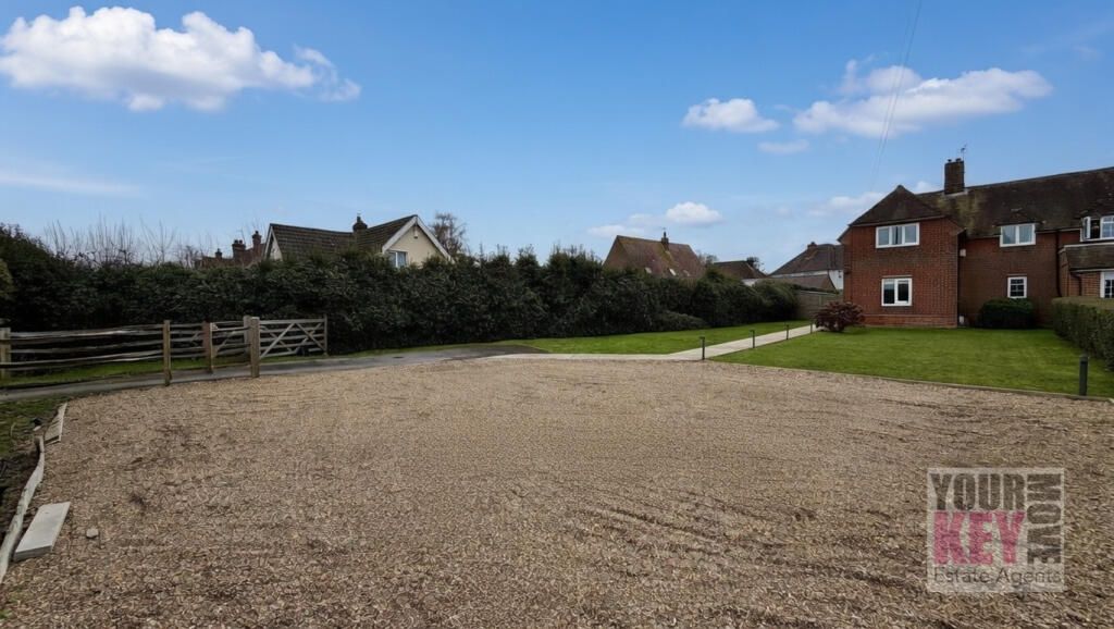 Property photo 3 of 32