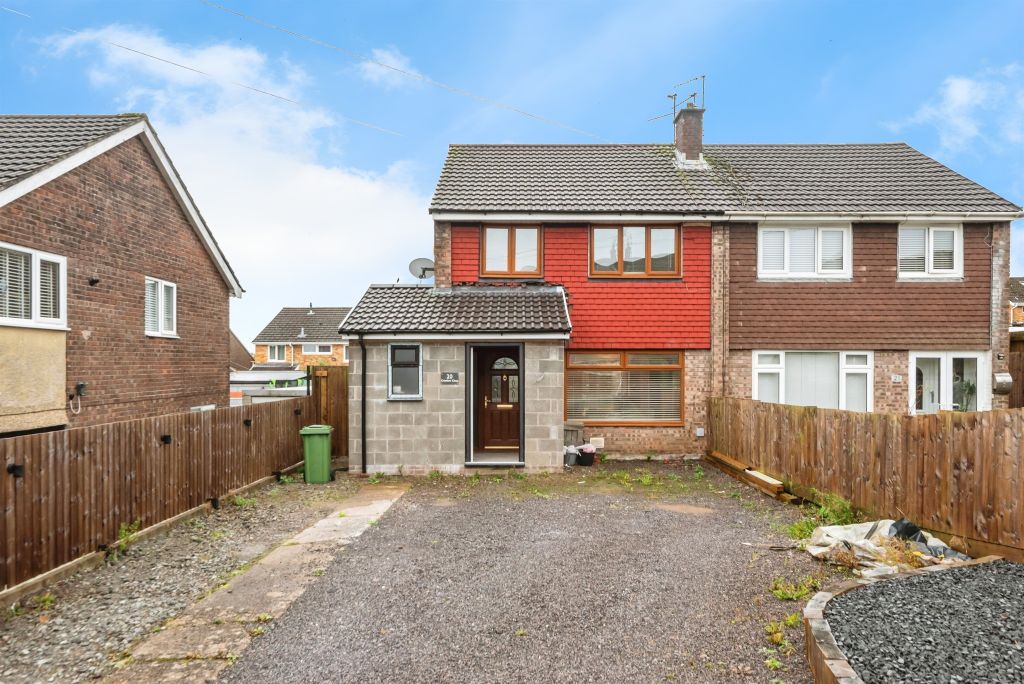 Property photo 2 of 17