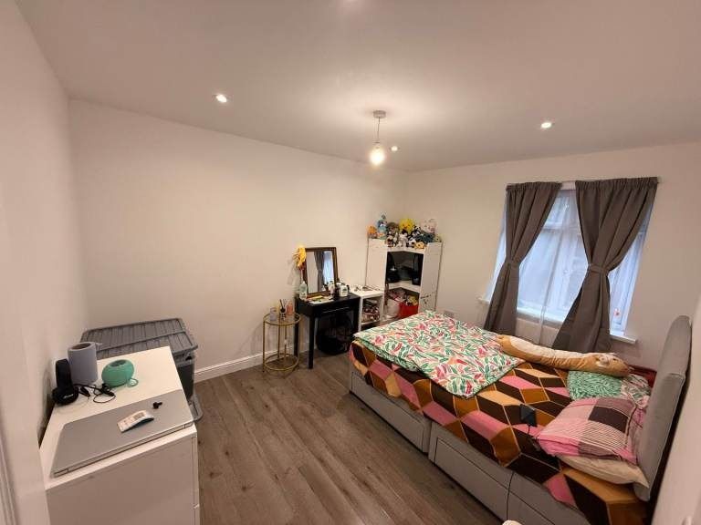 Property photo 1 of 4