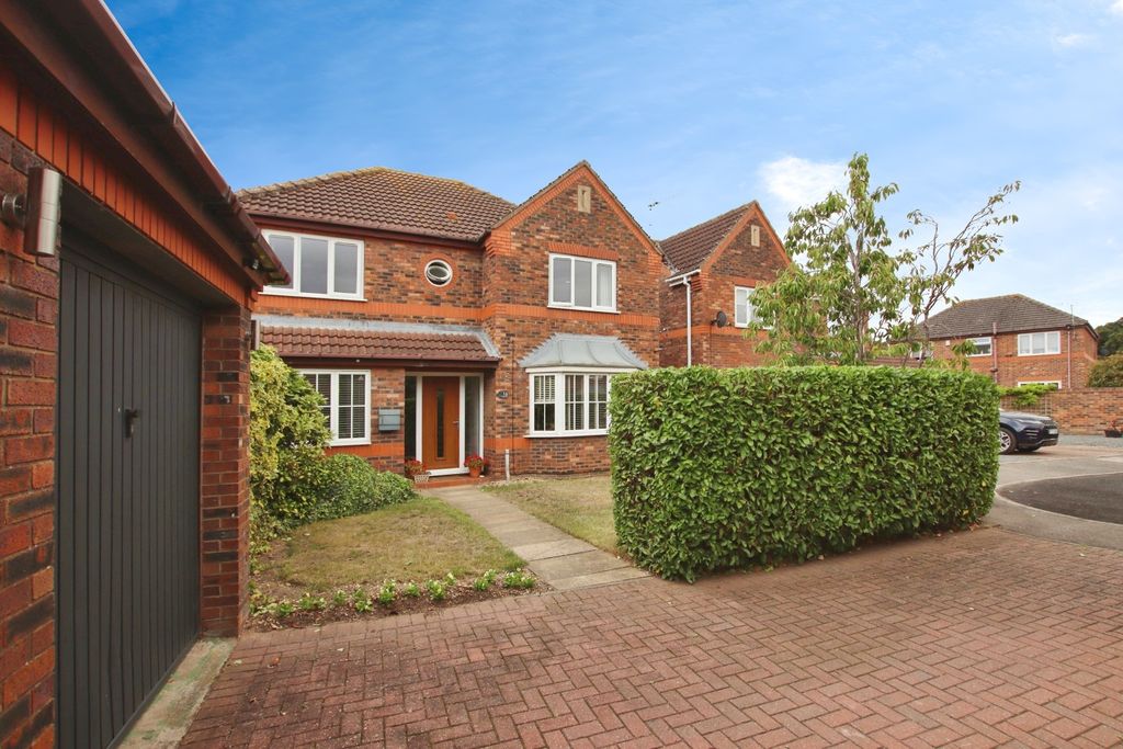 Property photo 1 of 28 4485382