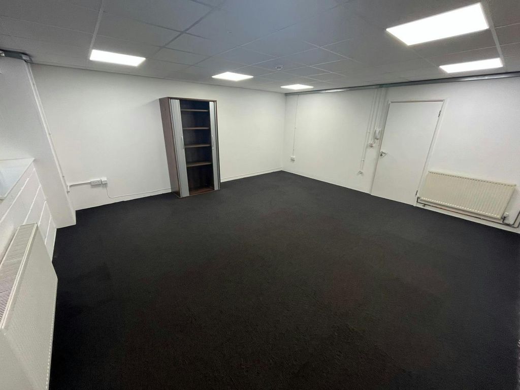 Property photo 2 of 2 11 Wintex House 1.Jpg