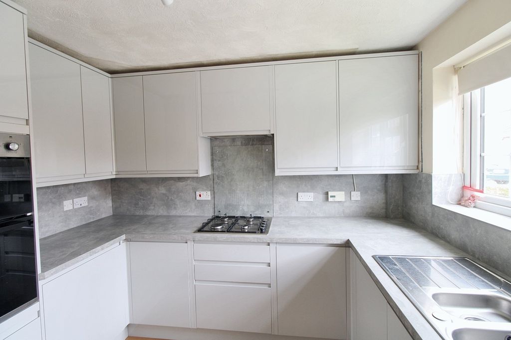 Property photo 2 of 9 Picture No. 03
