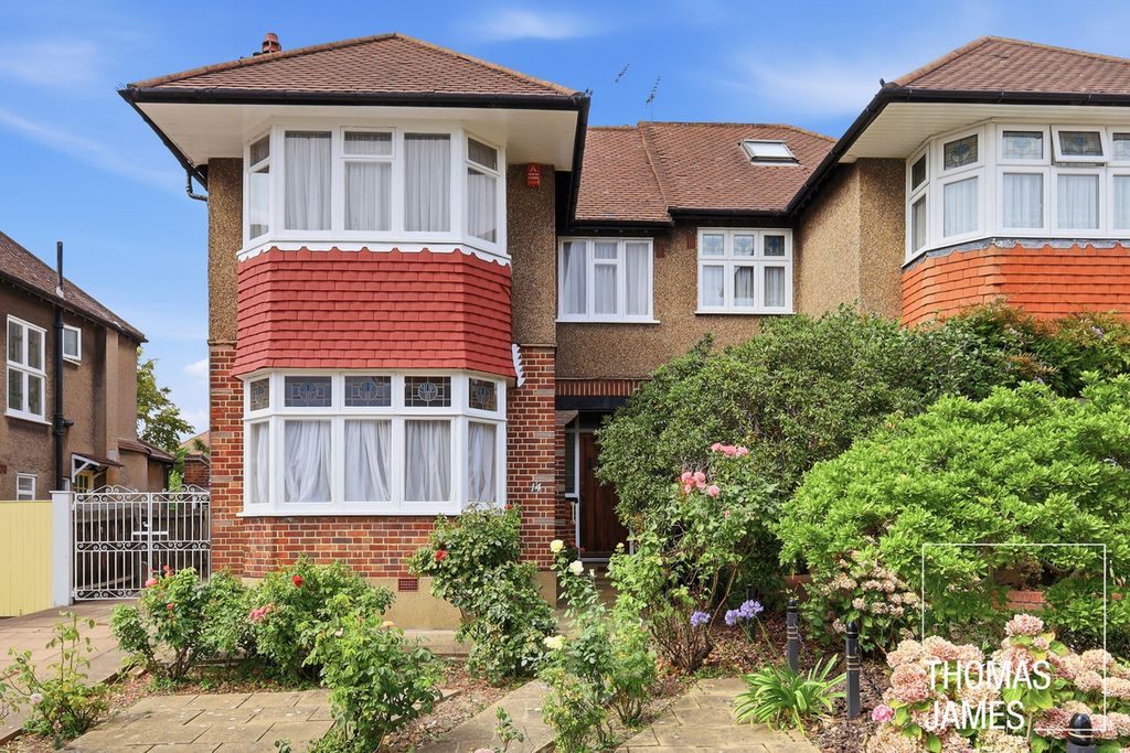Property photo 1 of 23
