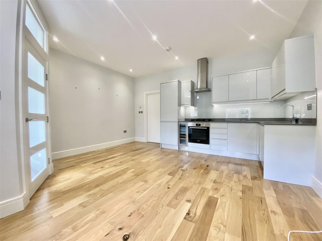 Property photo 3 of 11 Img_3377.Jpg